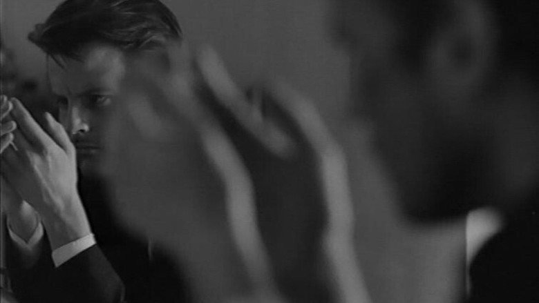 кадр из фильма Un uomo a metà