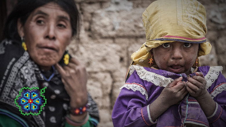 кадр из фильма Huicholes: Los Últimos Guardianes del Peyote