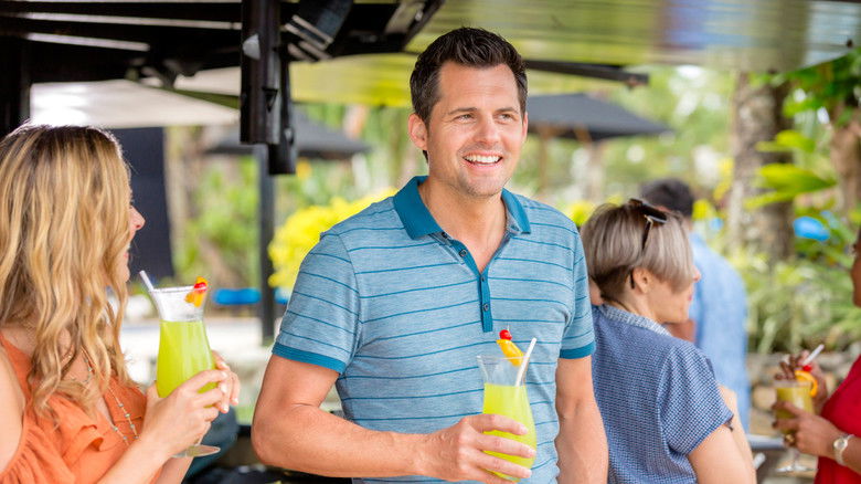 кадр из фильма Жемчужина в раю