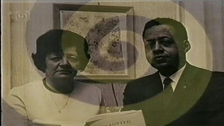 кадр из фильма Abducted By UFOs