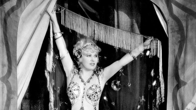 кадр из фильма Я не ангел