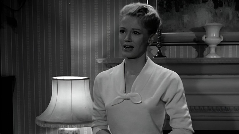 кадр из фильма The Third Alibi