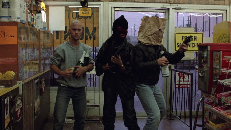 кадр из фильма Конфискатор