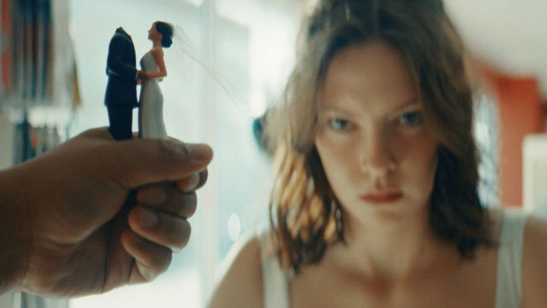 кадр из фильма There Goes The Bride