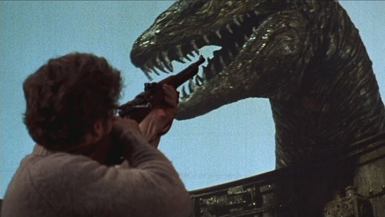 кадр из фильма Земля, забытая временем