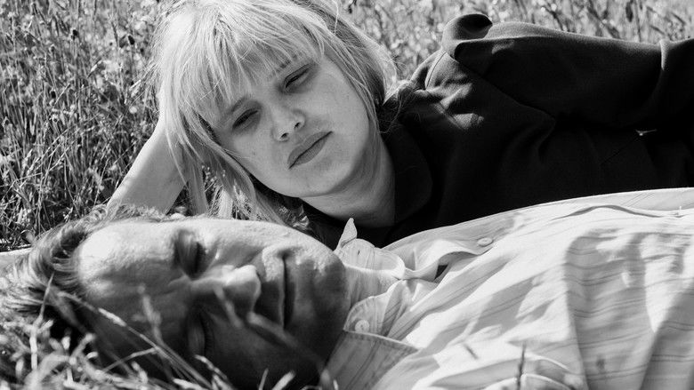 кадр из фильма Холодная война