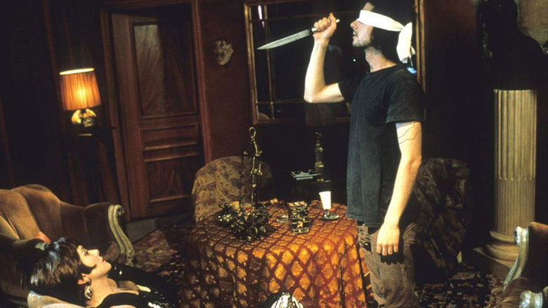 кадр из фильма Генеалогия преступления