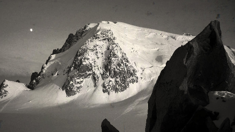 кадр из фильма John Gunther's High Road