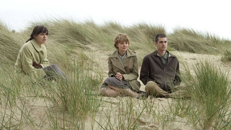 кадр из фильма Не отпускай меня