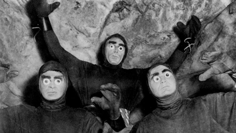 кадр из фильма Killers from Space