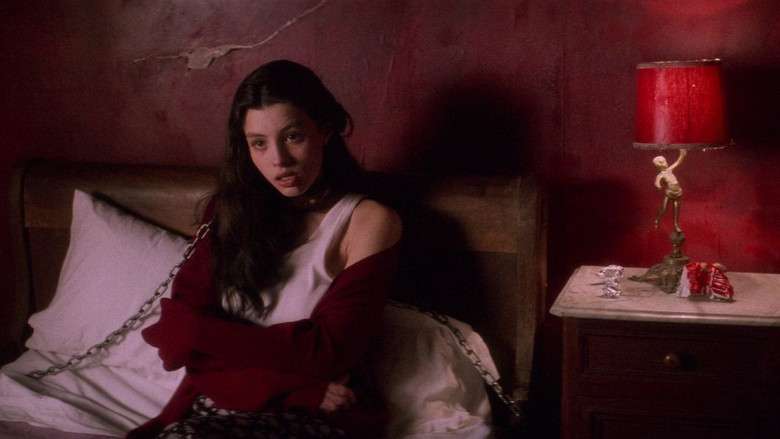 кадр из фильма Мертвая мать