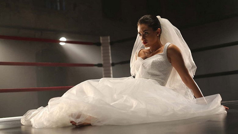 кадр из фильма Всё из-за любви