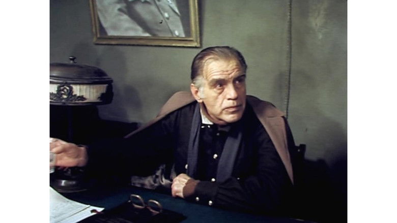 кадр из фильма Стук в дверь