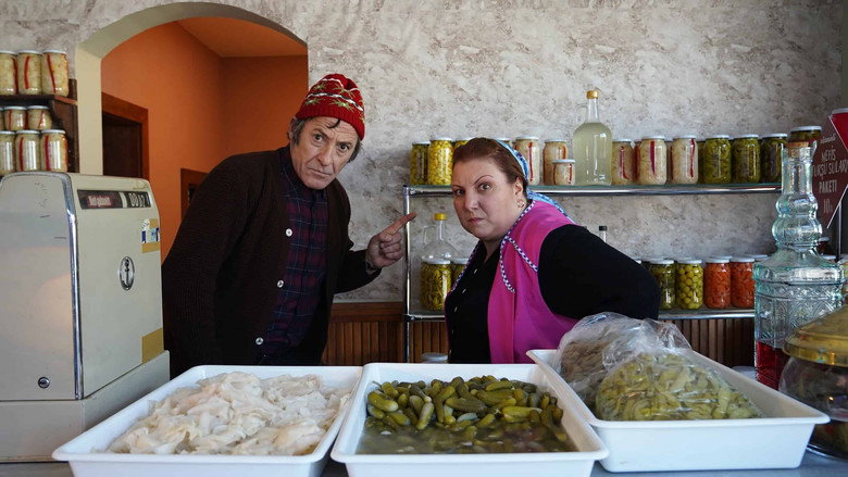 кадр из фильма Adile Naşit