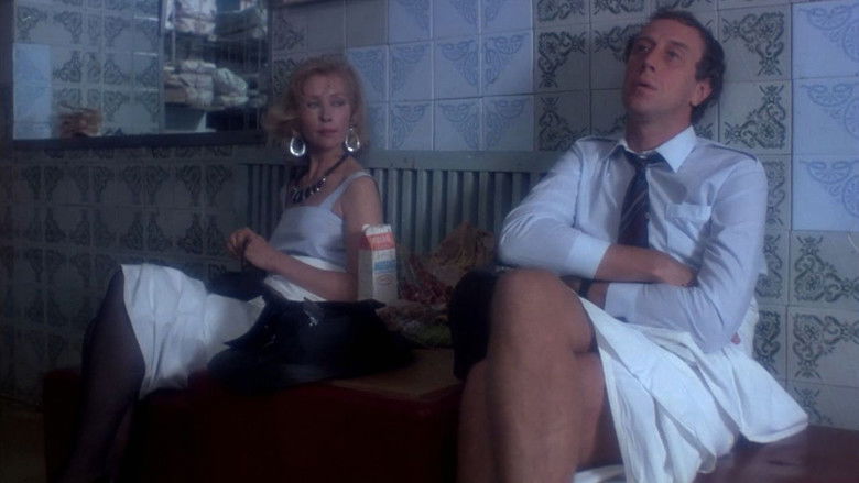 кадр из фильма Мой муж - инопланетянин