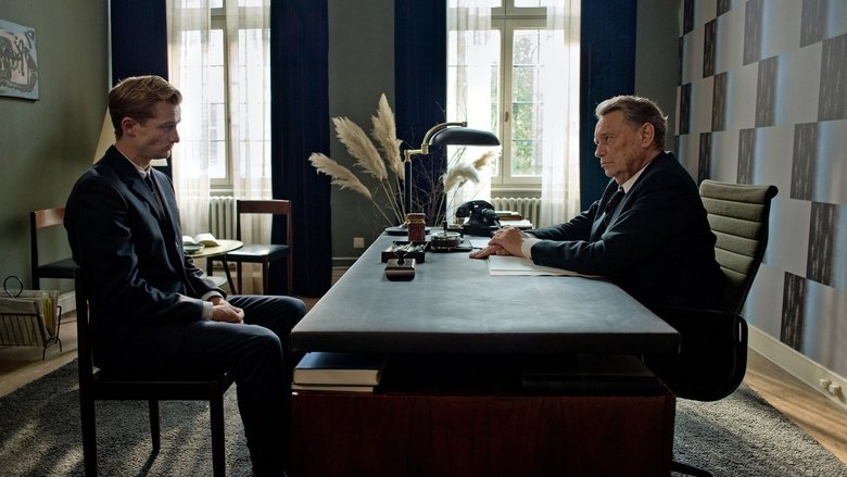 кадр из фильма В лабиринте молчания