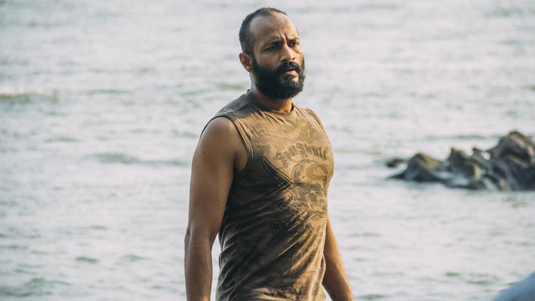 кадр из фильма En Magan Magizhvan