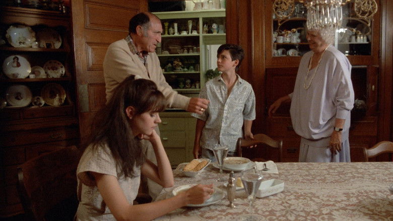 кадр из фильма Бабушкин дом