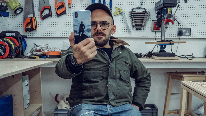 кадр из фильма Me, My Selfie and I with Ryan Gander