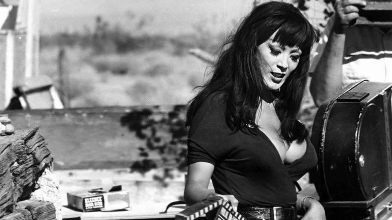 кадр из фильма TURA!