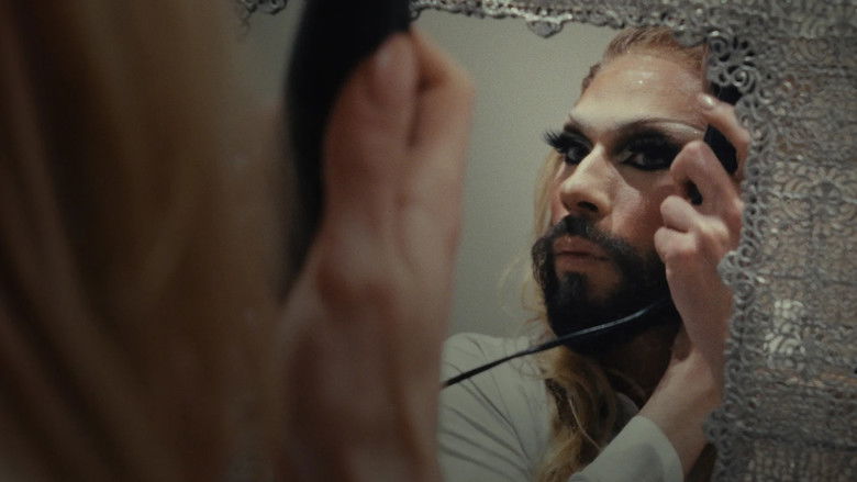 кадр из фильма L'absent, dans le cœur de Piche