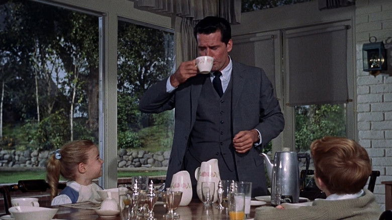 кадр из фильма The Thrill of It All