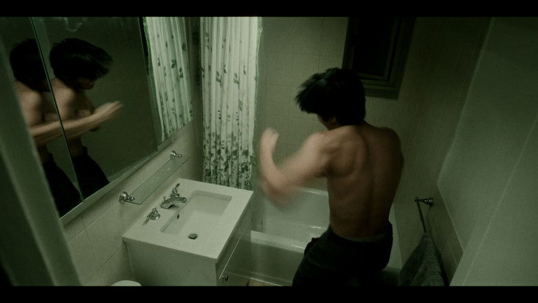 кадр из фильма Ape