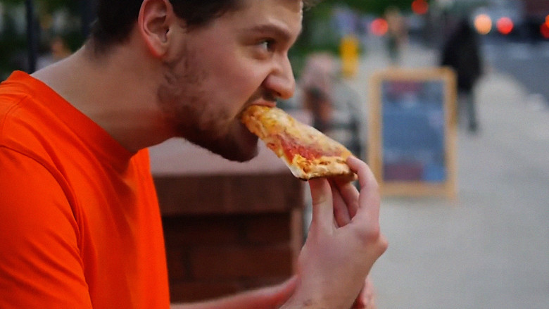 кадр из фильма Run!