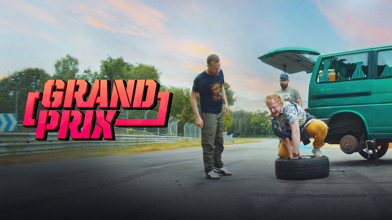 кадр из фильма Угонщики. Кровь на капоте