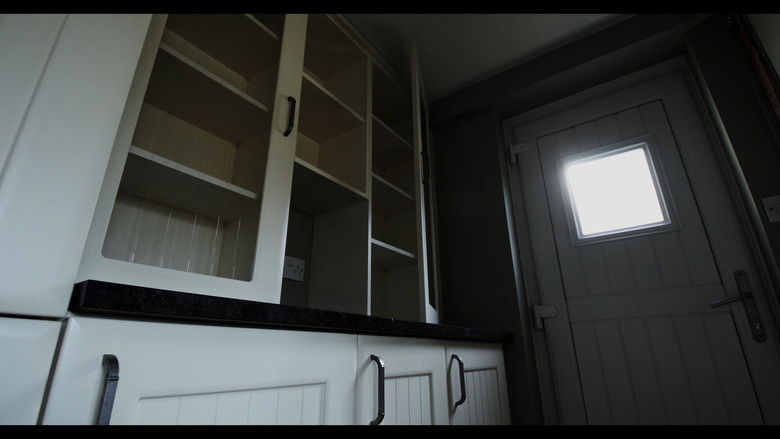 кадр из фильма Please Don't Leave Me