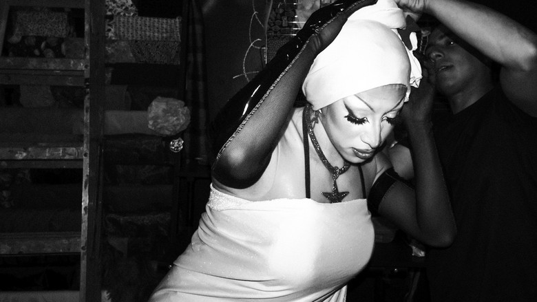 кадр из фильма Memoria en Resistencia