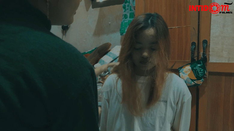 кадр из фильма Memiliki Viola