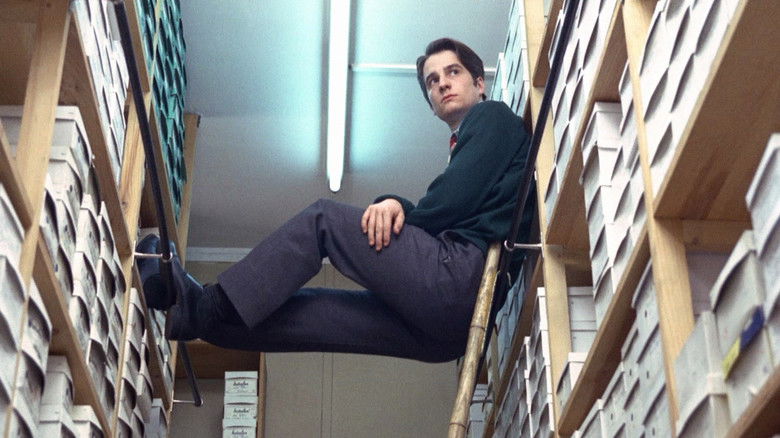 кадр из фильма Украденные поцелуи