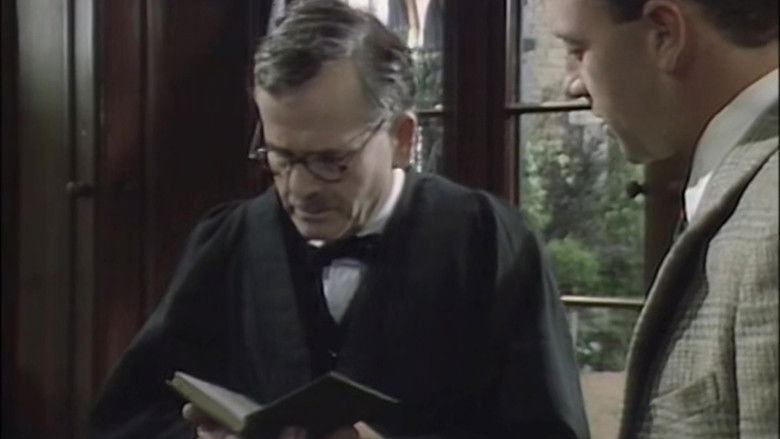 кадр из фильма The Browning Version