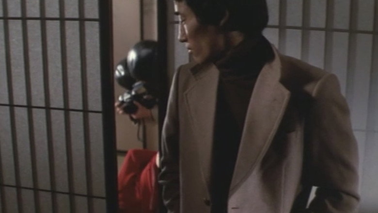 кадр из фильма Все женщины — шлюхи