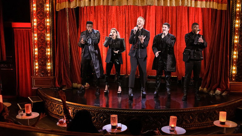 кадр из фильма The Queen Family Singalong