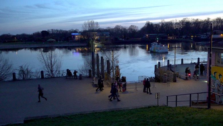 кадр из фильма Die Fähre - Möchten Sie mit? Kommen Sie rüber!