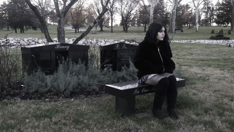 кадр из фильма Scarlet Piss Princess