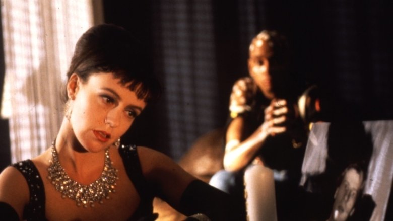 кадр из фильма Никто меня не любит