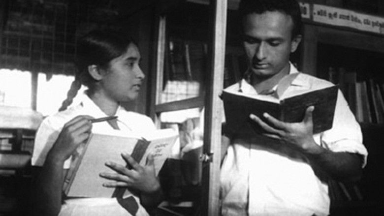 кадр из фильма ගොළු හදවත