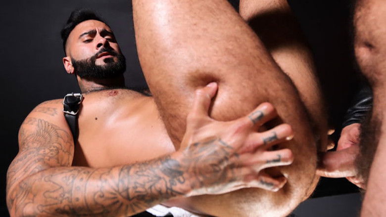 кадр из фильма I Want It Rough and Raw