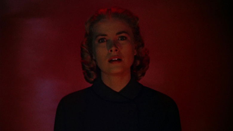 кадр из фильма В случае убийства набирайте «М»