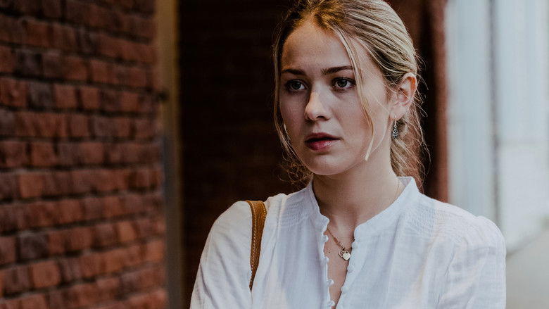 кадр из фильма Побег из культа 