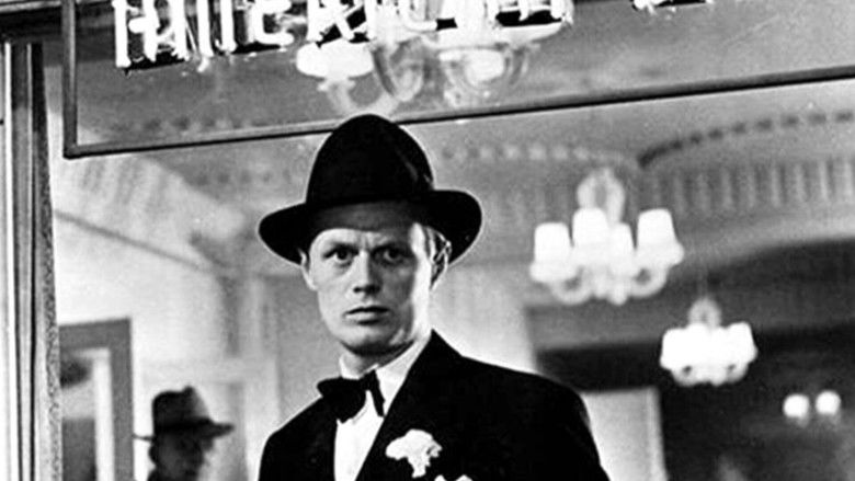 кадр из фильма Ночь и город