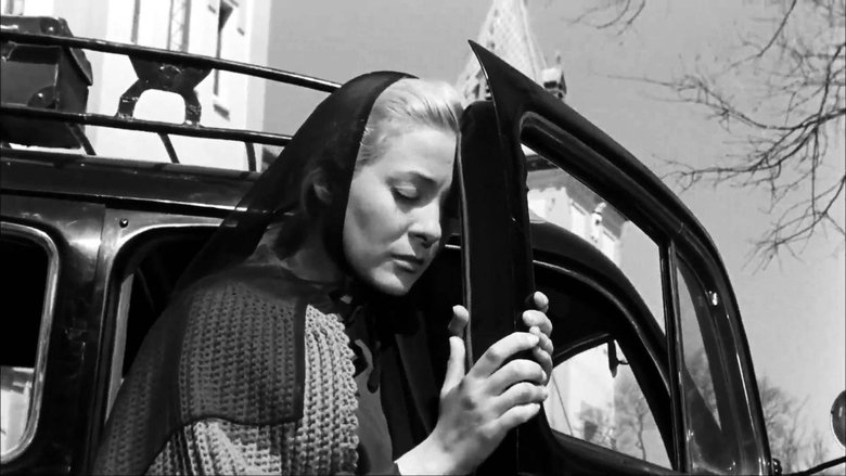 кадр из фильма Виридиана