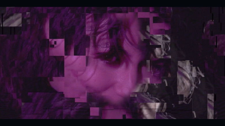 кадр из фильма UNBOXING