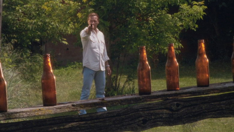 кадр из фильма Когда пуля попадает в цель