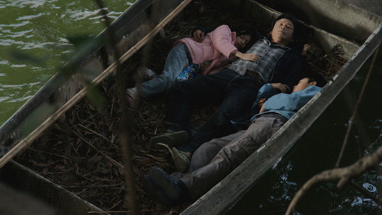 кадр из фильма Бродячие псы