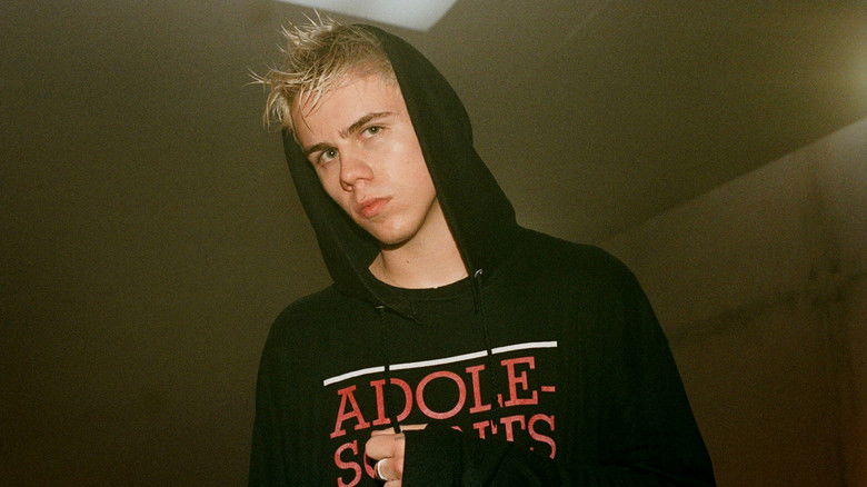 кадр из фильма Kids Are Growing Up: A Story About a Kid Named Laroi