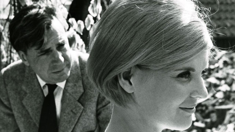 кадр из фильма Utro